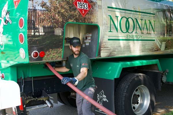 Longmeadow, MA oil companies near me