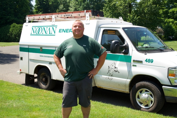 Noonan Energy professional electrician