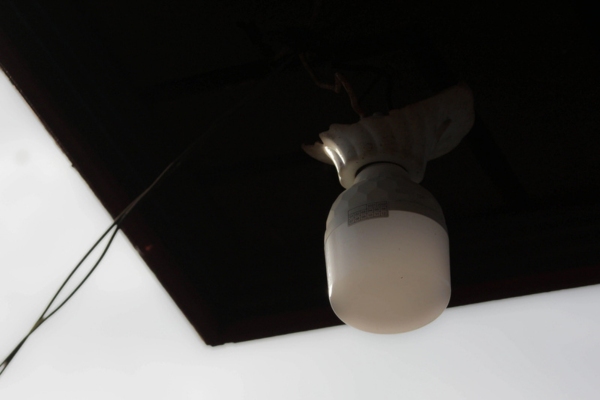 lightbulb outdoor