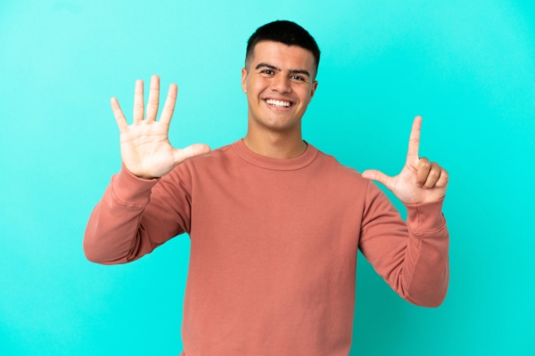 man holding seven fingers up depicting 7 Simple Furnace Preparation Tips